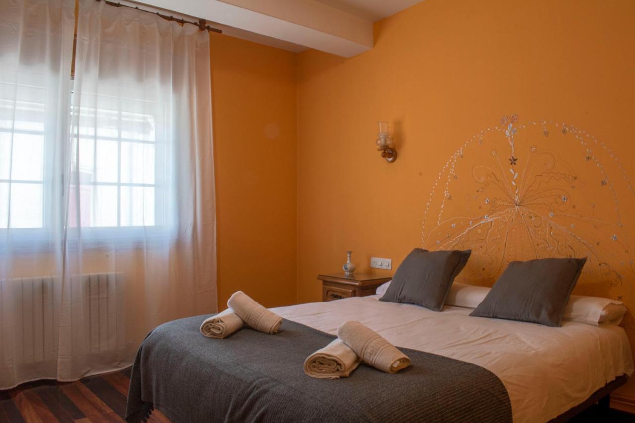 Hostal Galicia Monforte De Lemos Esterno foto